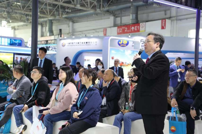 cce65ec49cc7c72854f6d5f80d894904